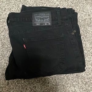Levi’s black jeans
